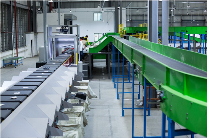 GINFON Group An application case of Beijing Yan Cultural Relics Flow Cross Belt sorting system